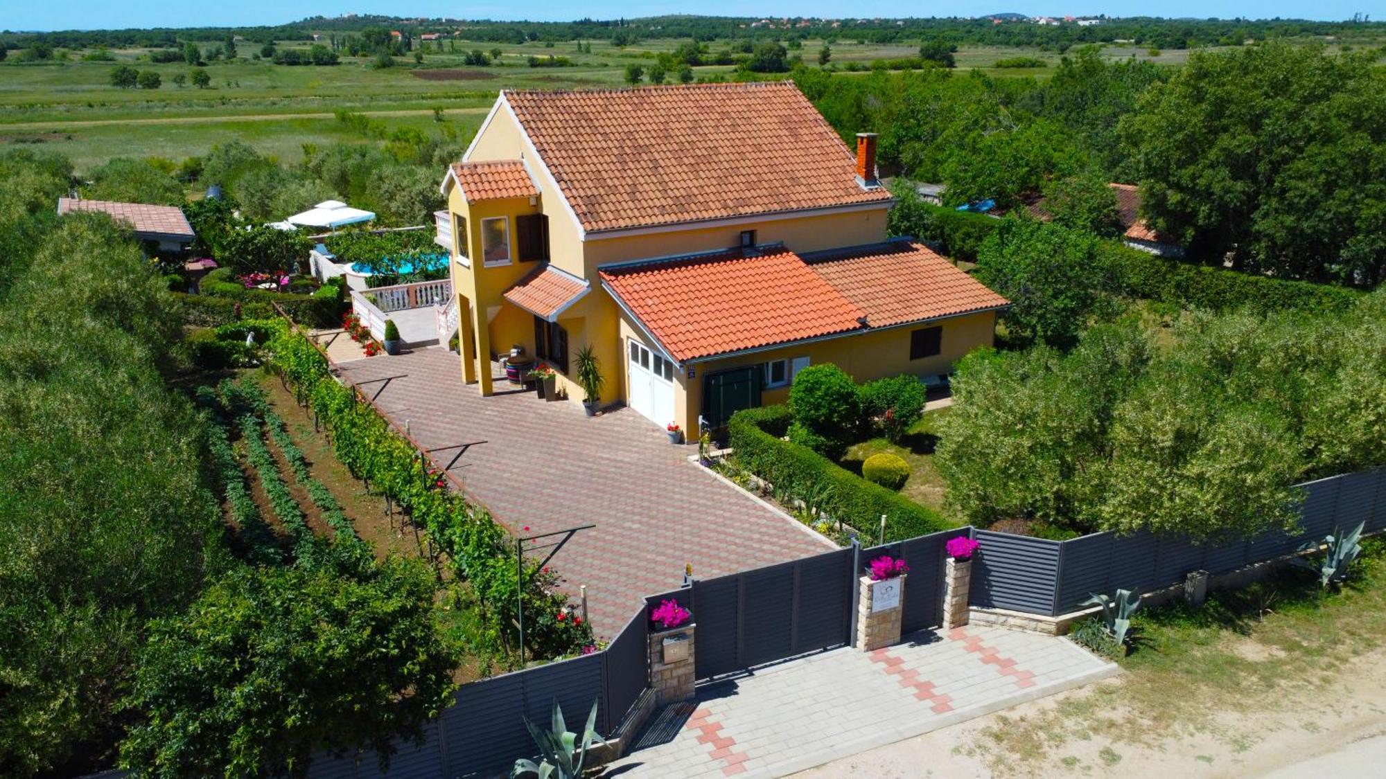 Villa Luka Polaca Buitenkant foto